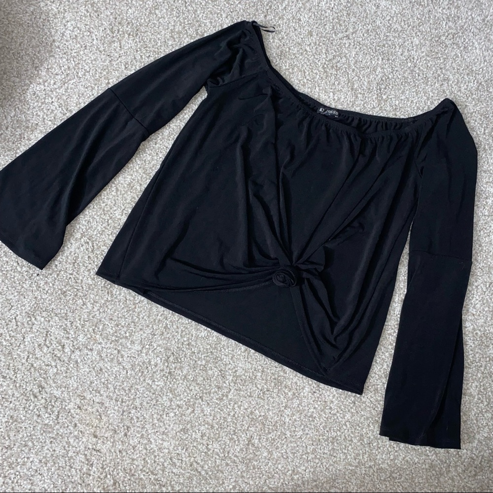 Express Off-The-Shoulder Top